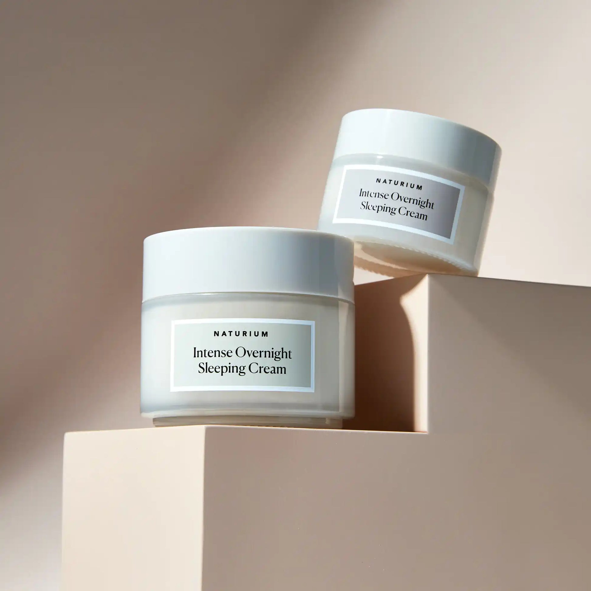 intense-overnight-sleeping-cream-jumbo-n8 11_18_2021_Naturium0552-crop.webp