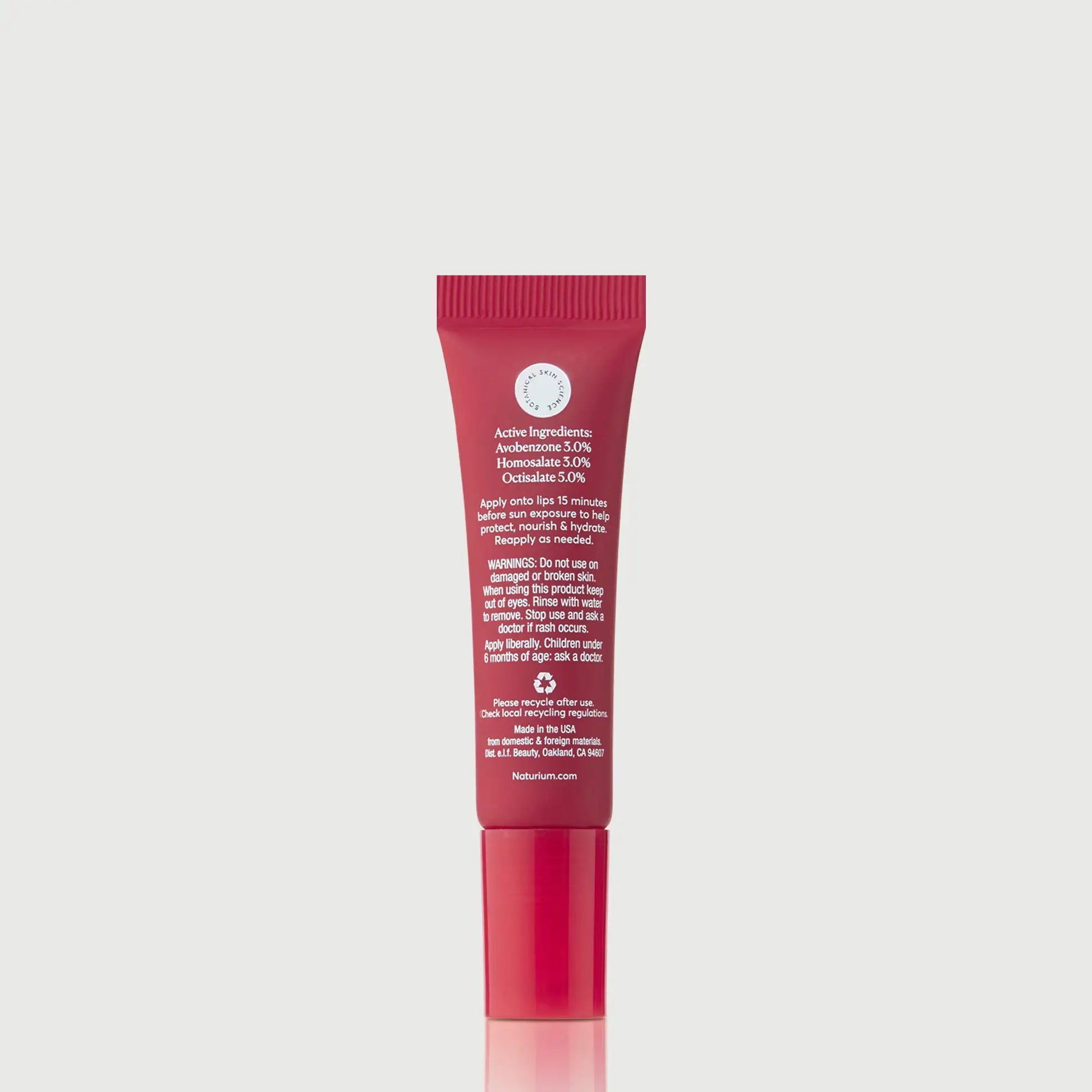 phyto-glow-lip-balm-spf-45-oasis-w3 NATR-10125_PhytoGlow_SPF_Oasis_primary_capon_back_bonebkgd_1.webp