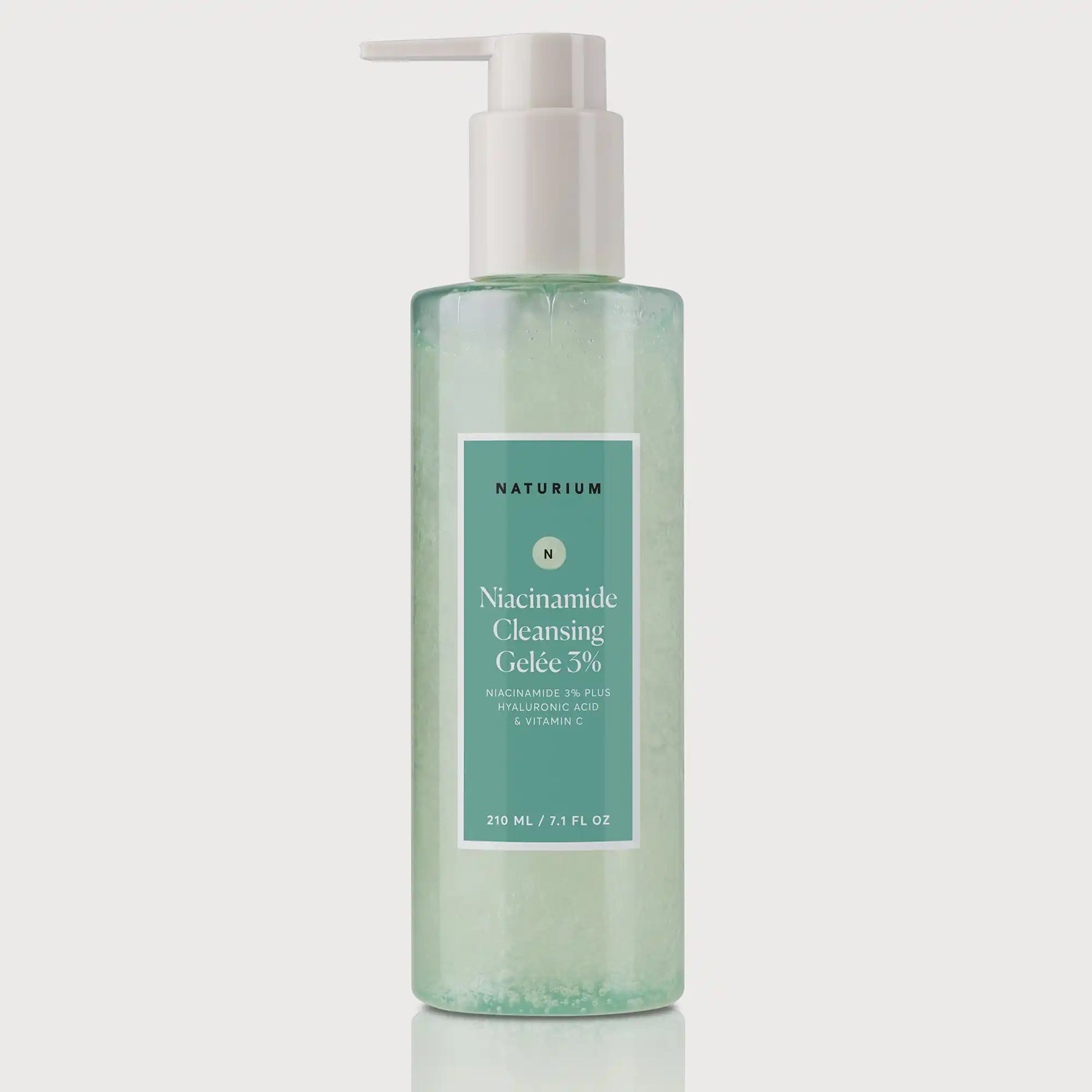 niacinamide-cleansing-gelee-3-e0 NATRM_Ecomm_Niacinamide-Cleansing-Gelee_Front.webp