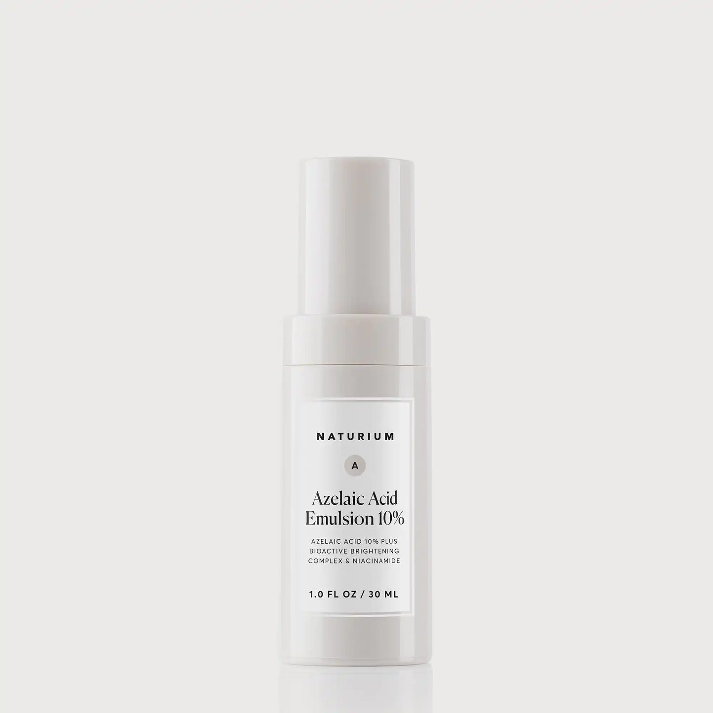 azelaic-acid-emulsion-10-m3 NATR_Azelaic-Acid-Emulsion-10_Cap-on.webp