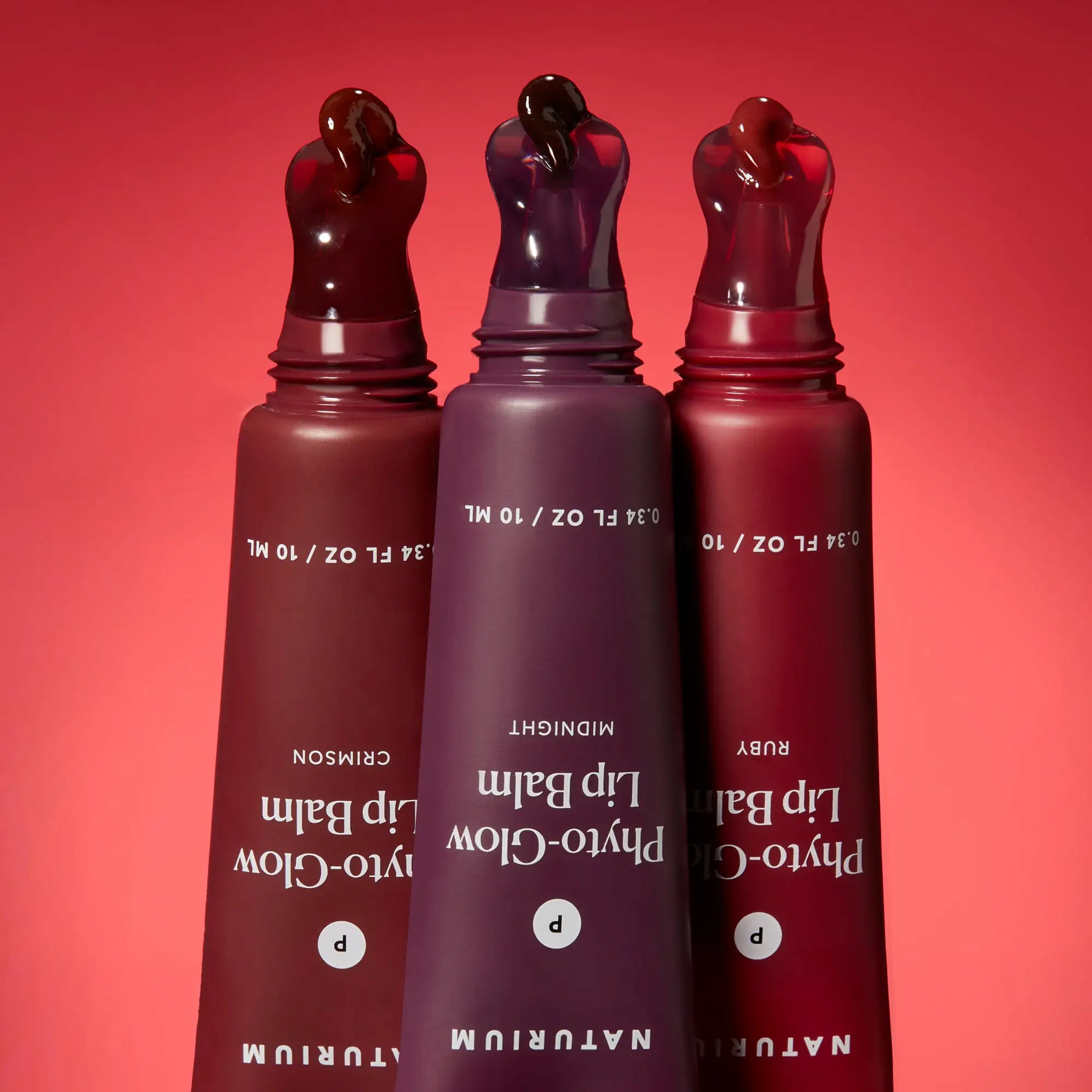 phyto-glow-lip-balm-crimson-y1 phytoglow-moody_6357-crop_1_e73a7054-8061-4f72-8a58-c0111f6fcffa.webp