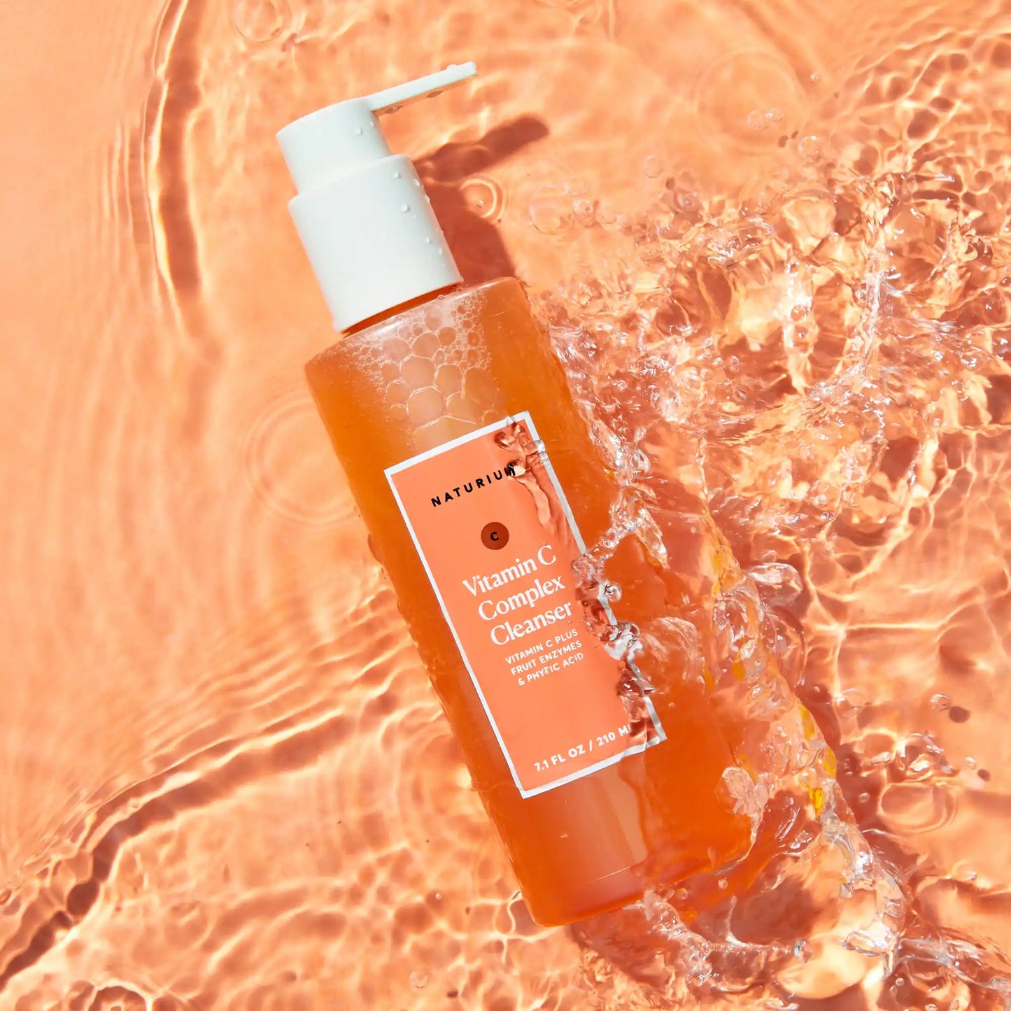 vitamin-c-complex-cleanser-m9 vitc-cleanser_6387-crop.webp